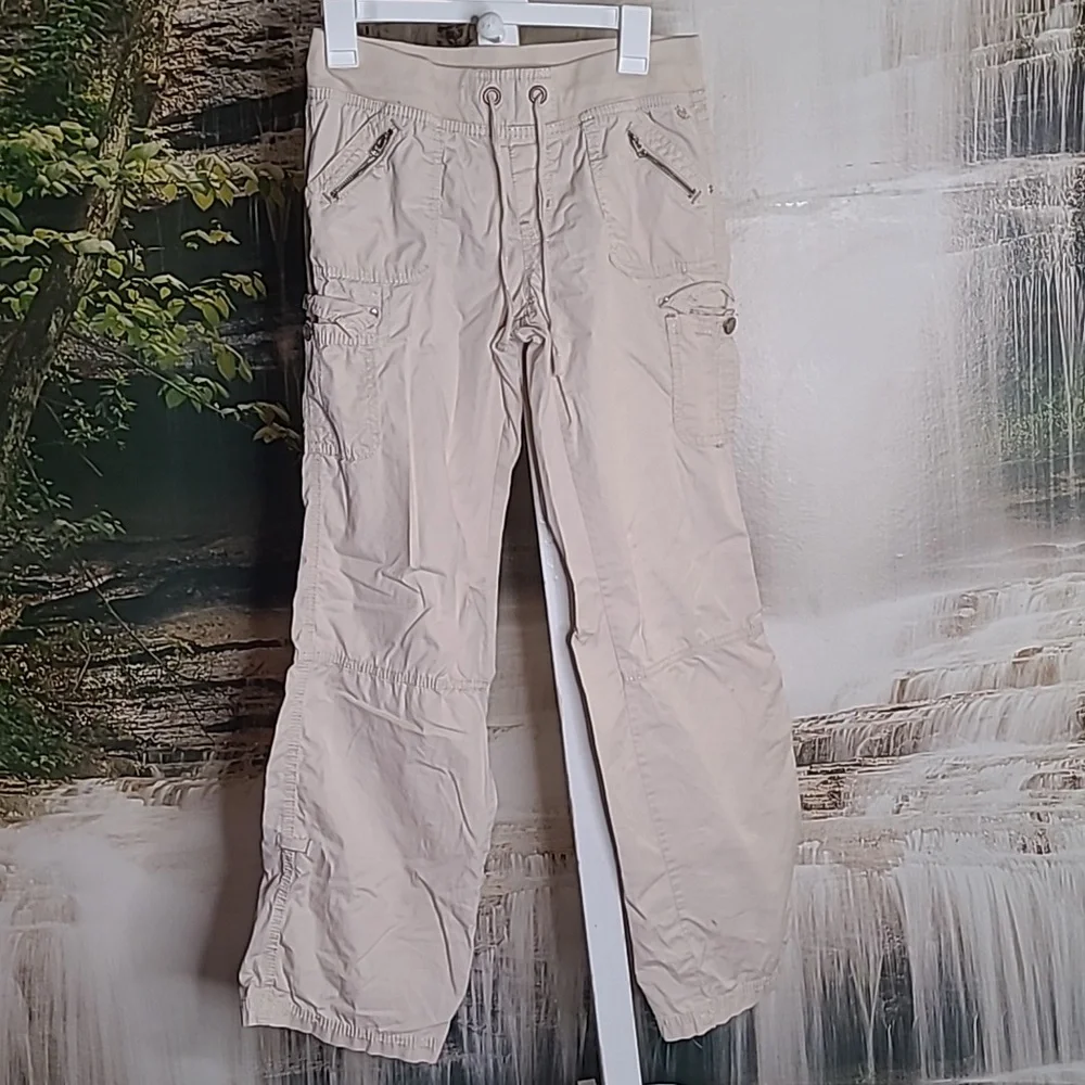Justice Girls 16 1/2 casual tan khaki lightweight cargo pants